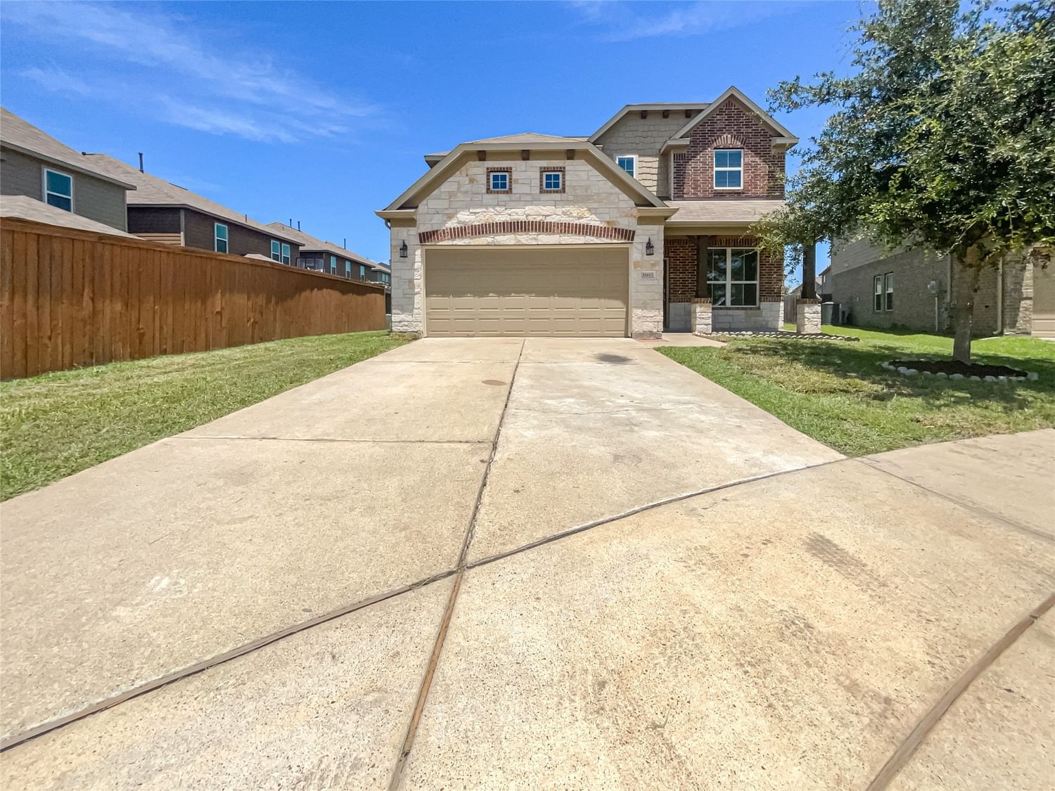 Real estate property located at 18615 Each Elm, Harris, Barkers Trail Sec 2, Houston, TX, US