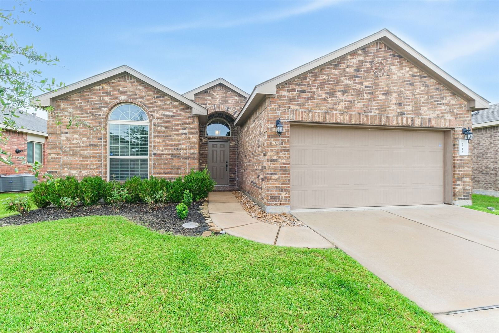 Real estate property located at 5211 Chester Springs, Harris, Jasmine Heights Sec 7, Katy, TX, US