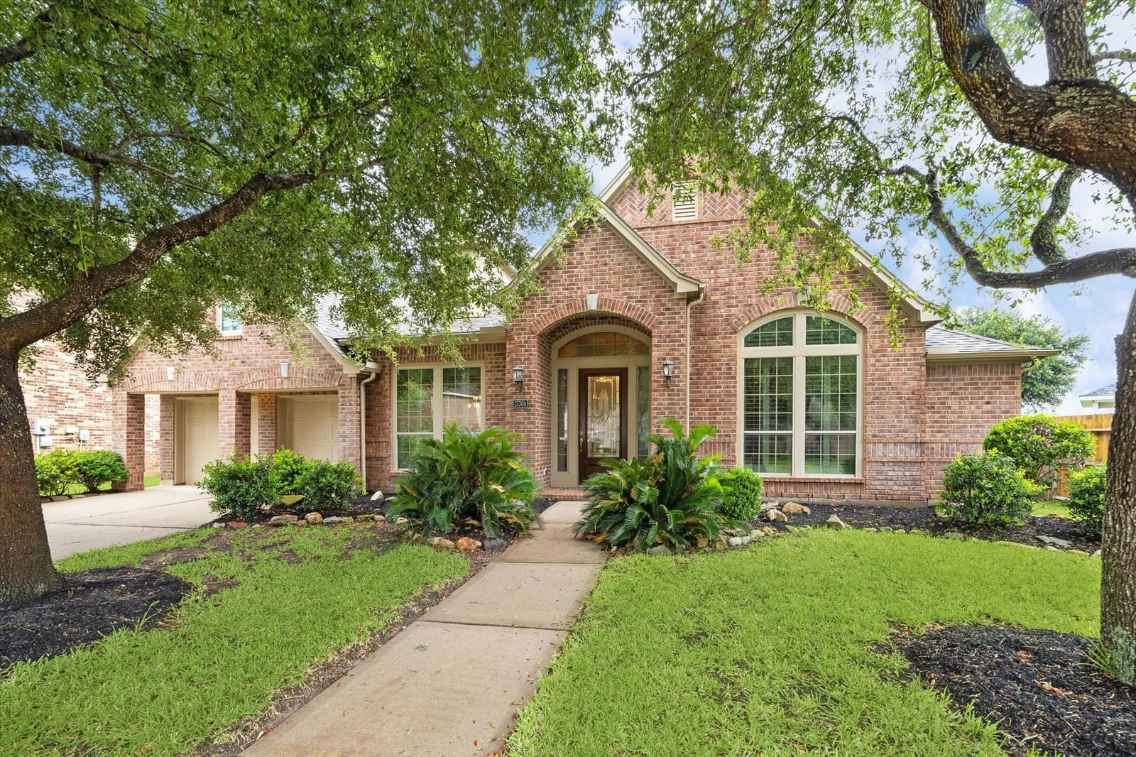 Real estate property located at 13306 Orchard Shadows, Fort Bend, Old Orchard, Richmond, TX, US