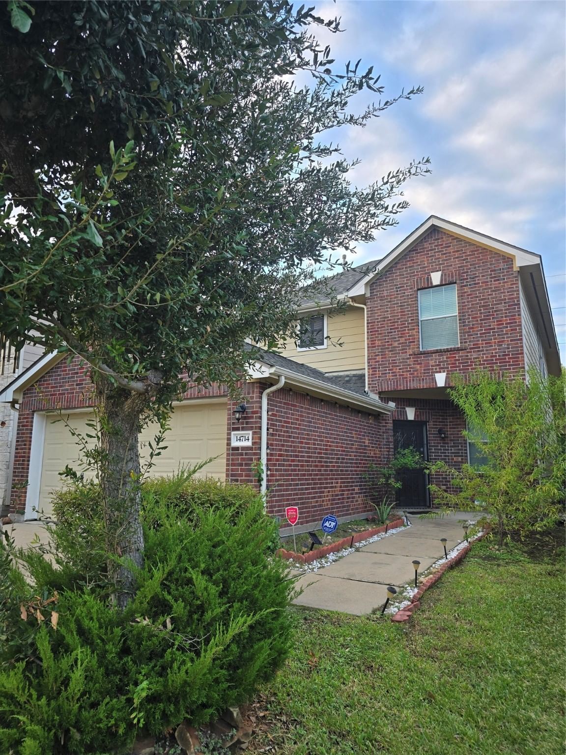 Real estate property located at 14714 Branchwest, Harris, Branch Forest Sec 01, Houston, TX, US