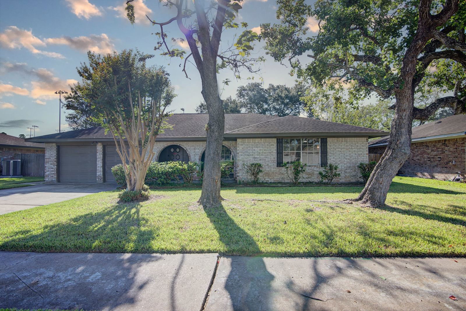 Real estate property located at 605 Mary Ann, Galveston, Renwick Village, Friendswood, TX, US