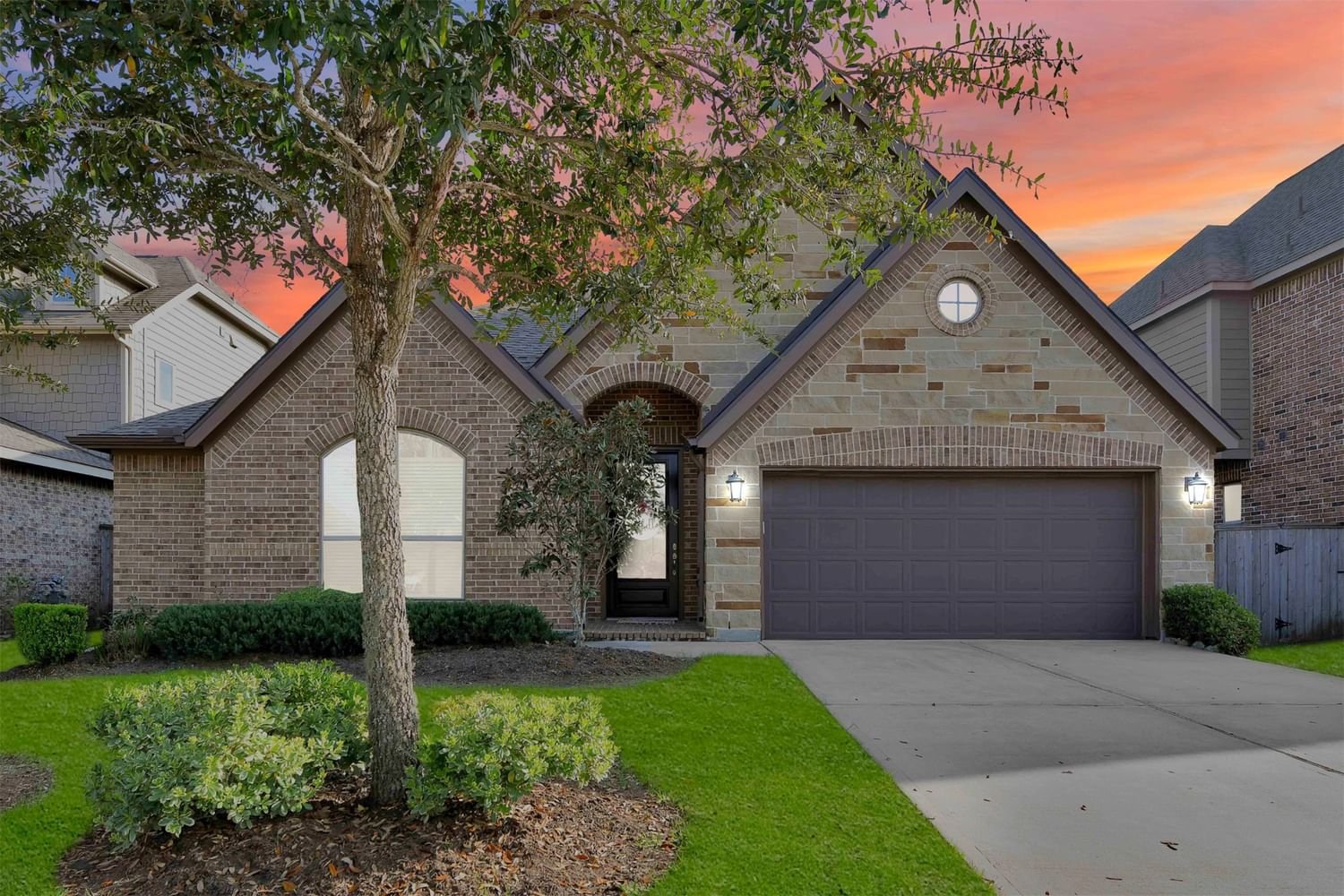 Real estate property located at 23488 Millbrook, Montgomery, Tavola 06, New Caney, TX, US