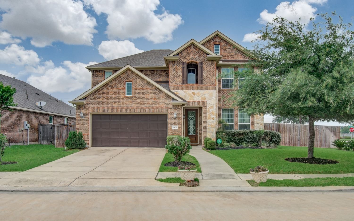 Real estate property located at 1908 Gianna Bella, Harris, Riverstone Ranch/Clear Crk Sec, Pearland, TX, US