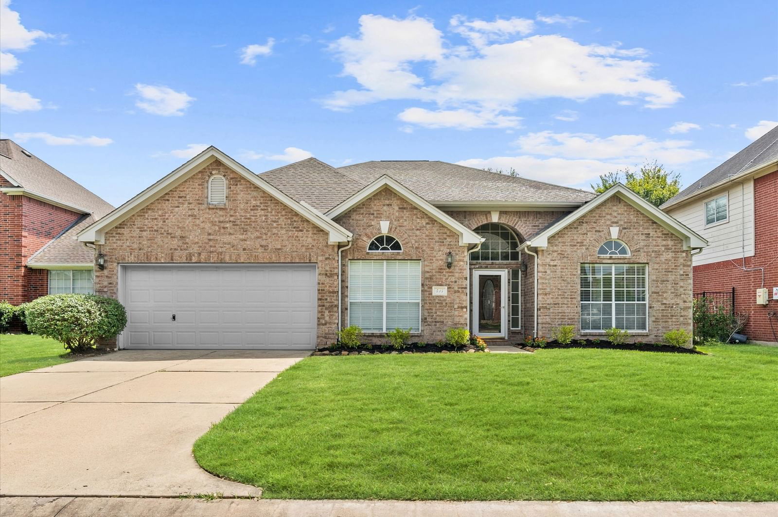 Real estate property located at 415 Starleaf, Brazoria, The Lakes At Countryplace Sec, Pearland, TX, US