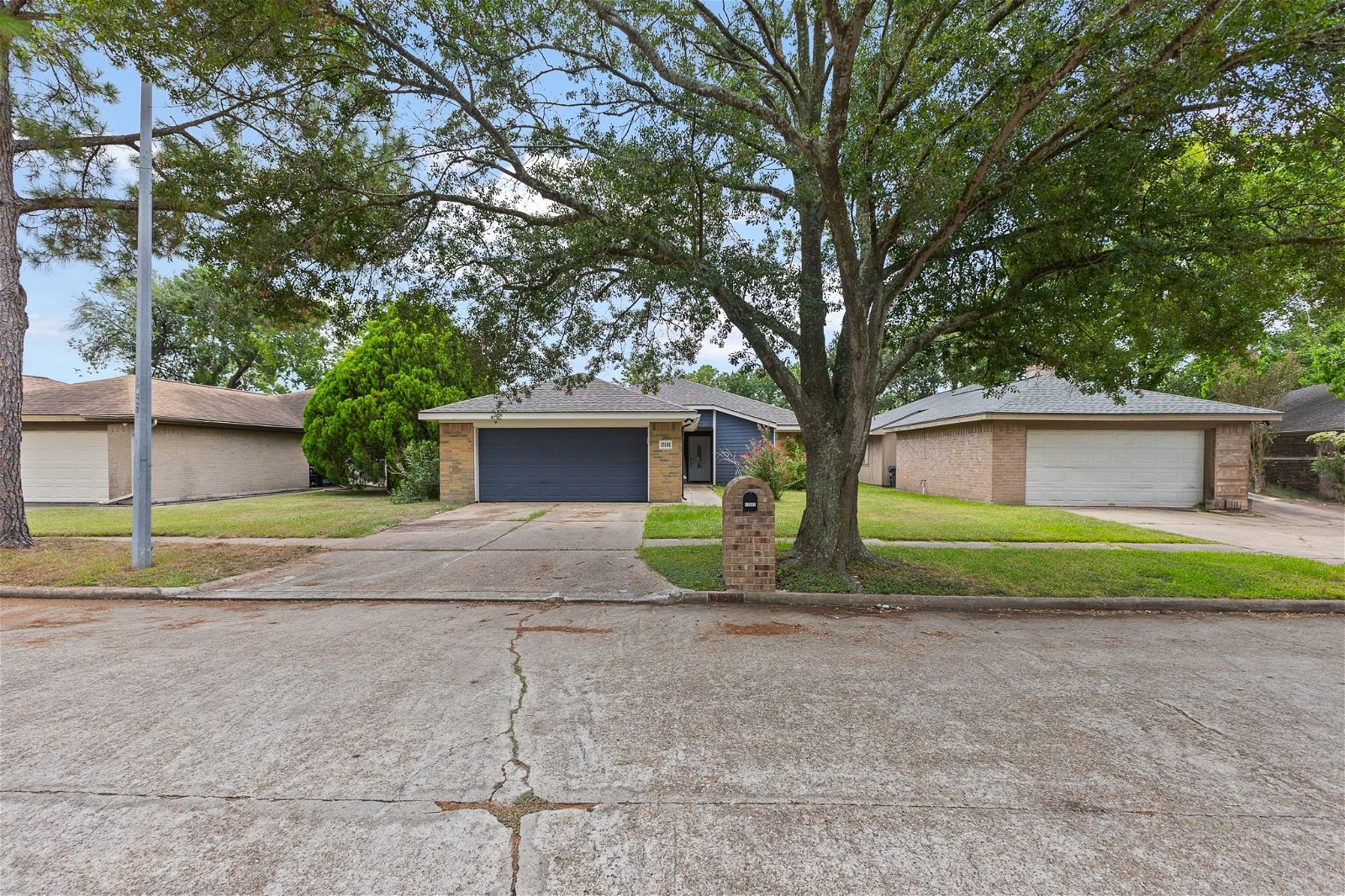 Real estate property located at 17503 Davenway, Harris, Houston, TX, US
