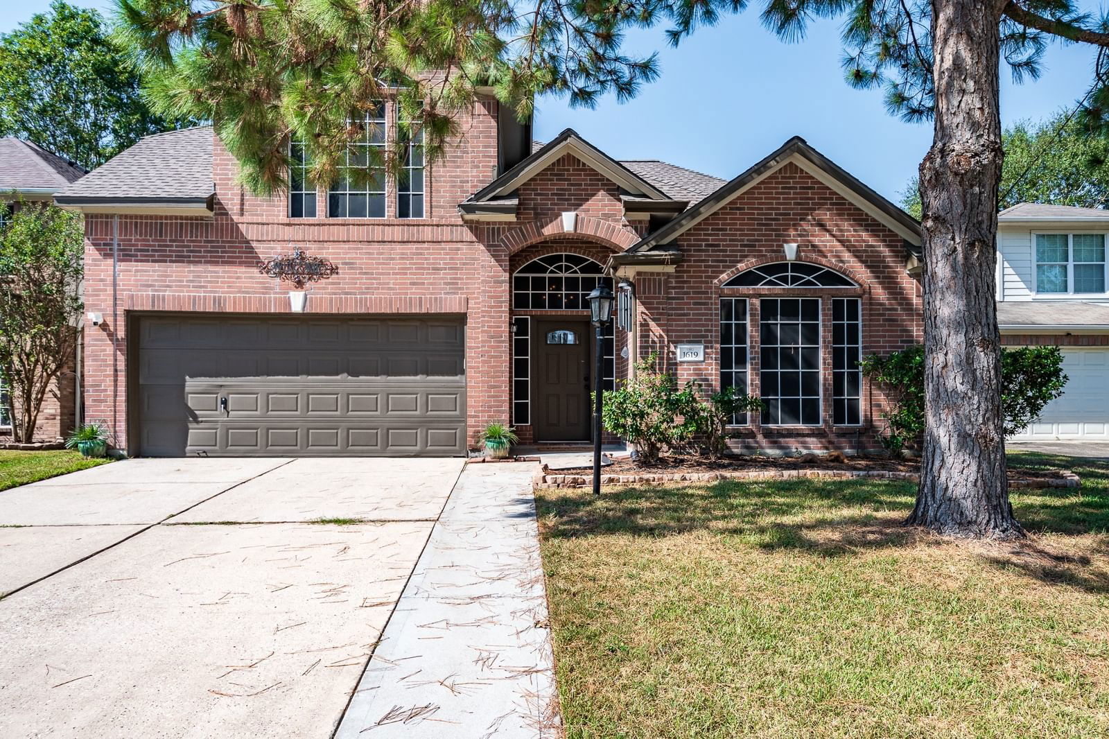 Real estate property located at 1619 Trail Forest Court, Harris, Lakewood Cove Sec 01, Houston, TX, US