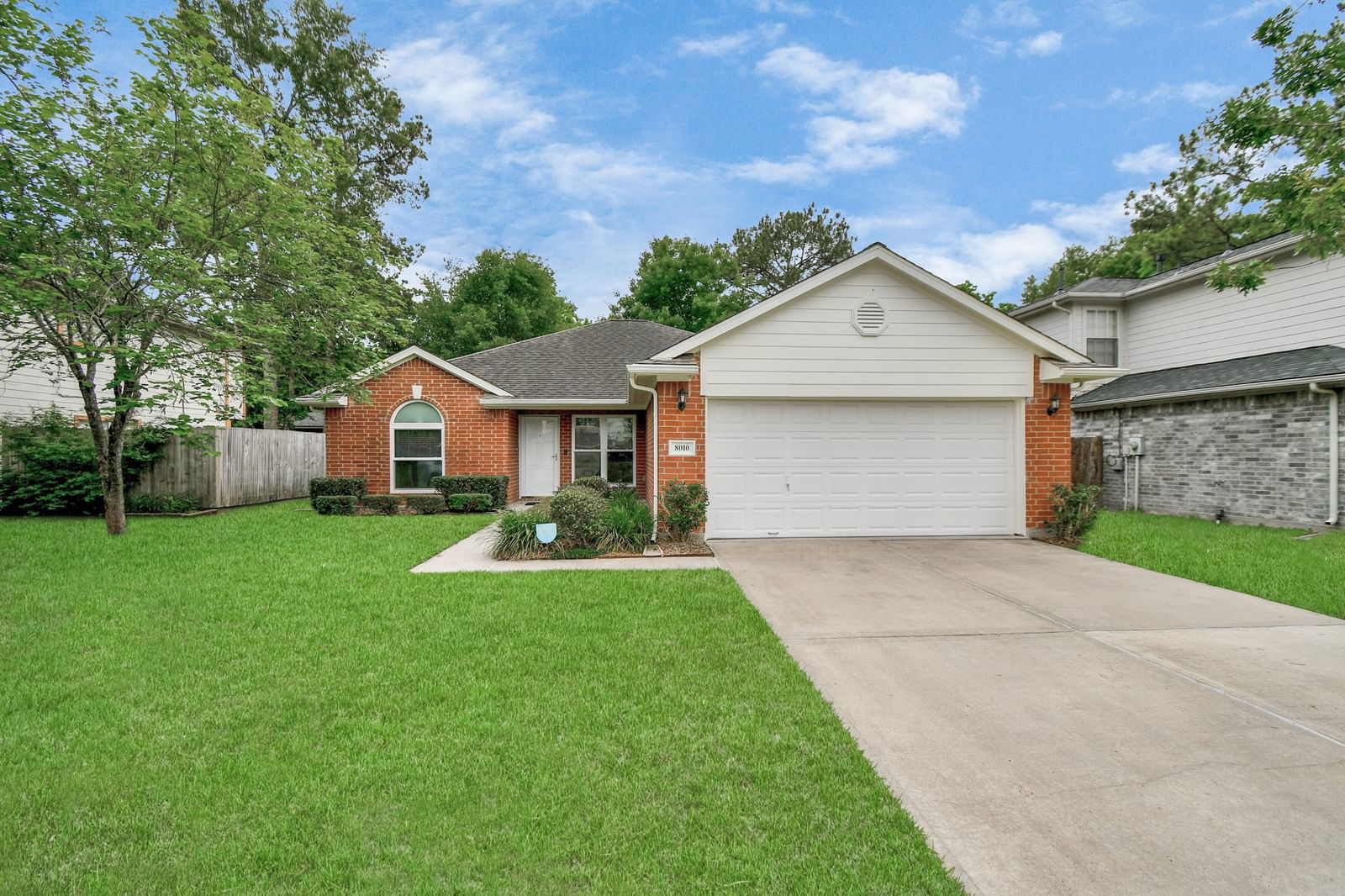 Real estate property located at 8010 Scarlet Tanager, Harris, Audubon Park Sec 02, Humble, TX, US