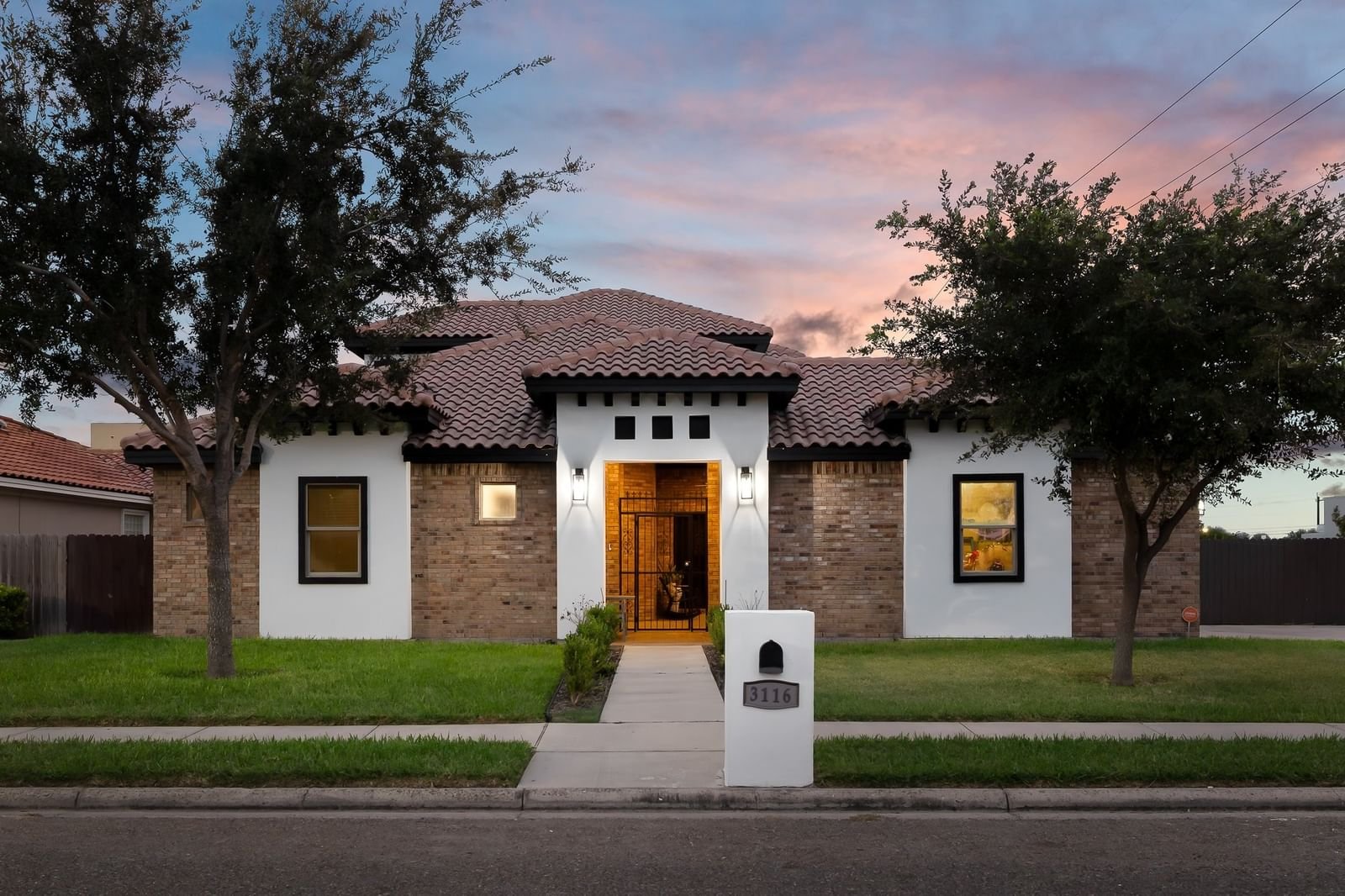 Real estate property located at 3116 Brightwood, Hidalgo, West Meadows Ut 2 Amd, Edinburg, TX, US
