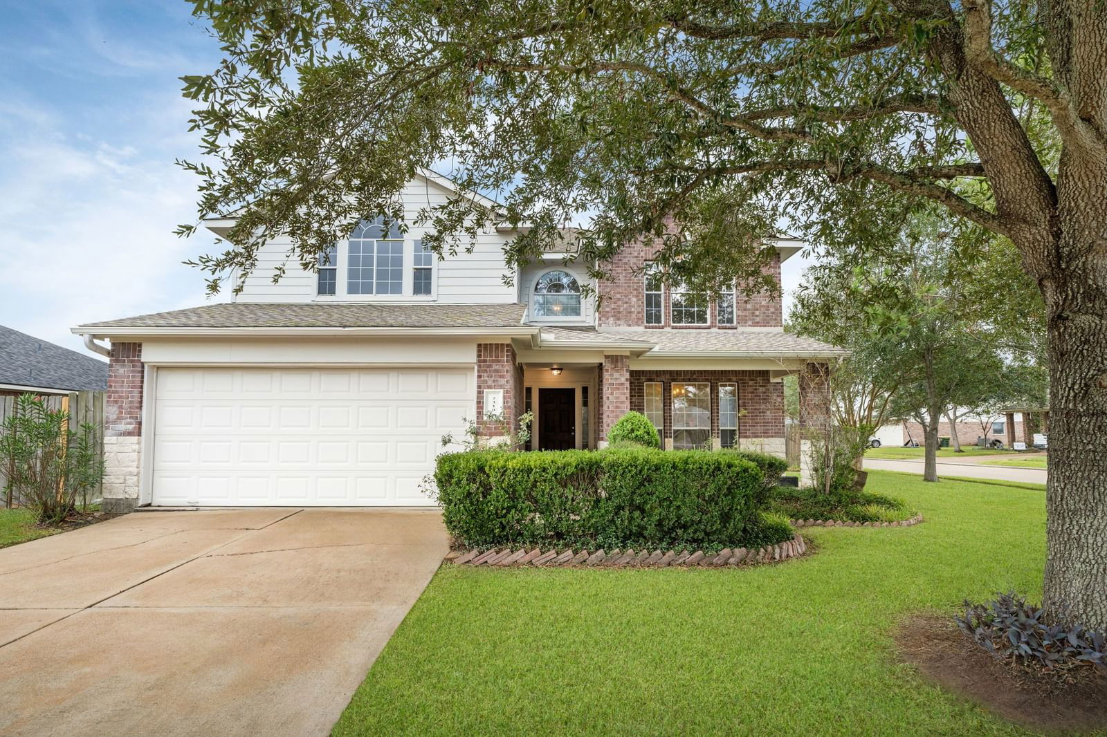 Real estate property located at 7310 Shade, Brazoria, Cambridge Lake Sec 1 Ph 2, Pearland, TX, US