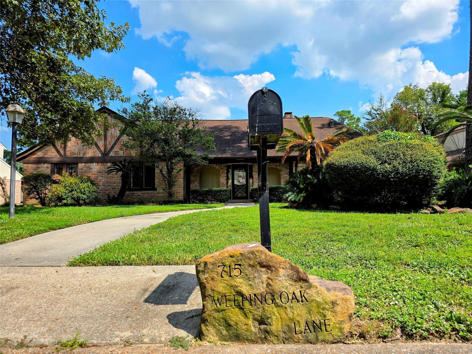 Real estate property located at 715 Weeping Oaks, Harris, Enchanted Oaks Sec 03, Spring, TX, US