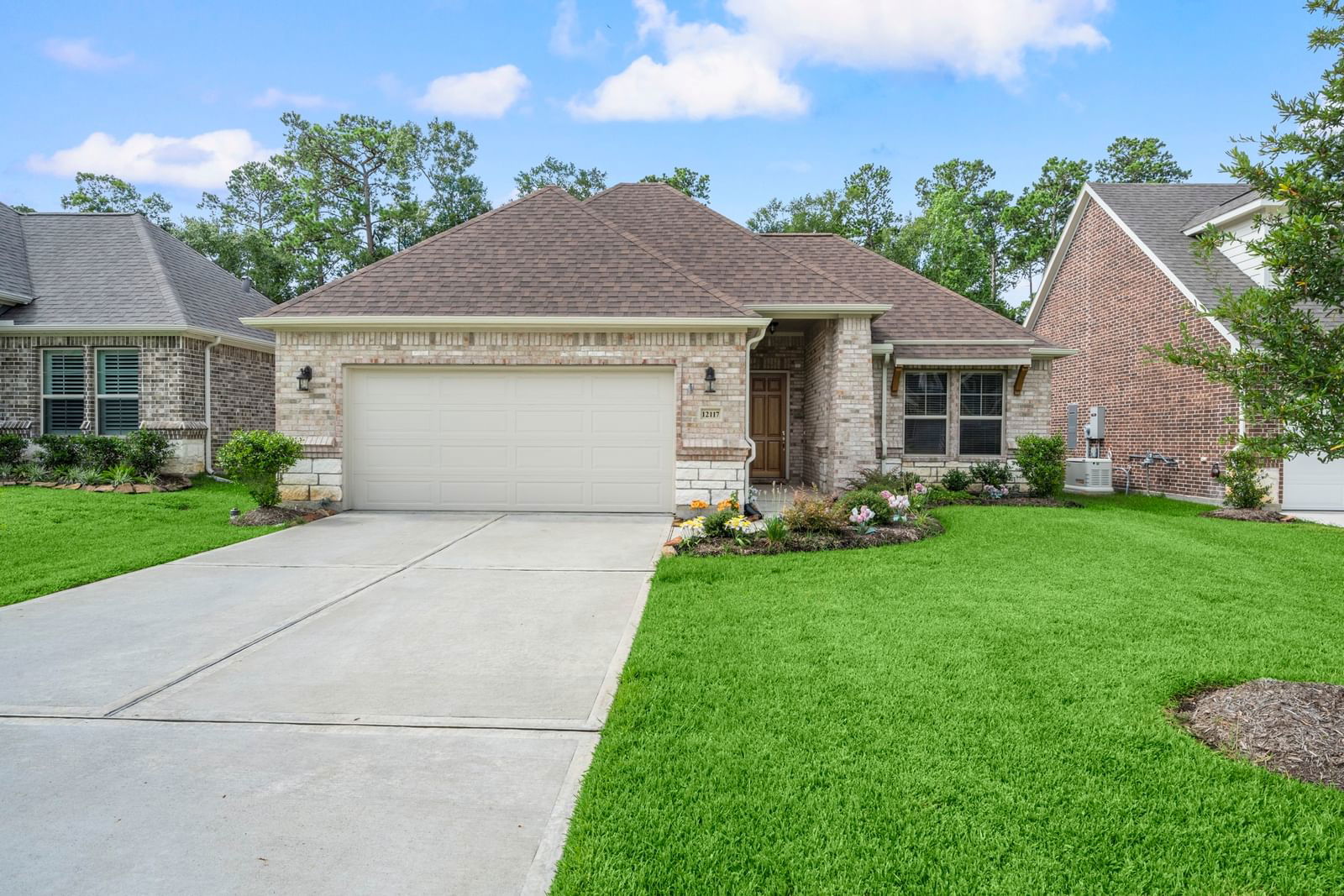 Real estate property located at 12117 Creekside Villas, Montgomery, Villas At White Oak Ranch, Conroe, TX, US