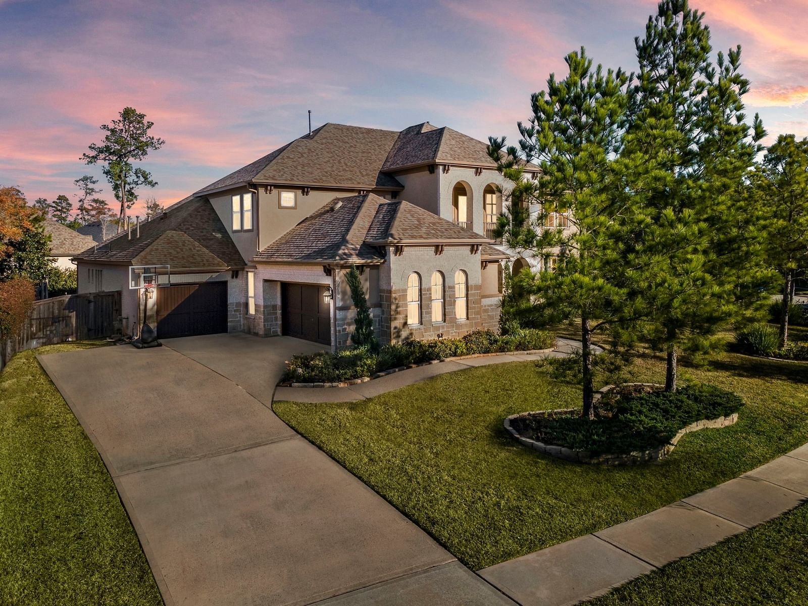 Real estate property located at 311 Mill Creek, Montgomery, Woodtrace, Pinehurst, TX, US