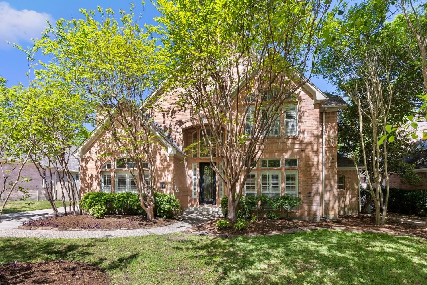 Real estate property located at 22 Grey Finch, Montgomery, The Woodlands, The Woodlands, TX, US