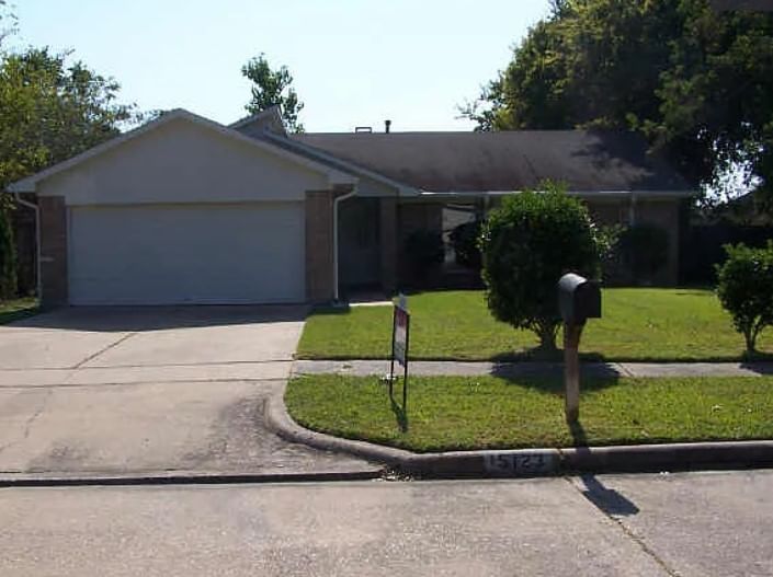 Real estate property located at 15123 Royal Shadows, Harris, Clayton, Houston, TX, US