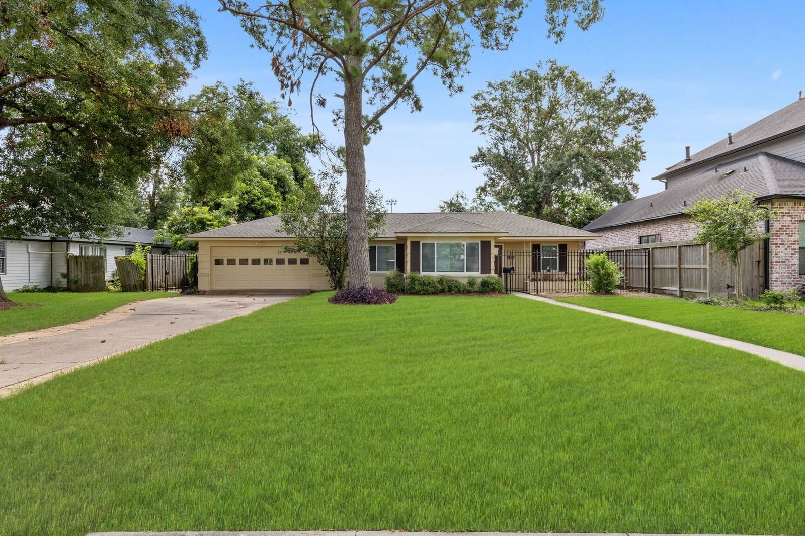 Real estate property located at 1706 Bayram, Harris, Spring Oaks Rep, Houston, TX, US