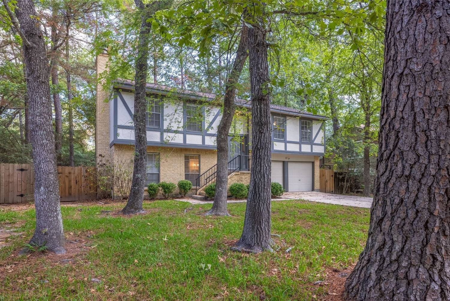 Real estate property located at 11 Spicebush, Montgomery, Wdlnds Village Panther Ck, The Woodlands, TX, US