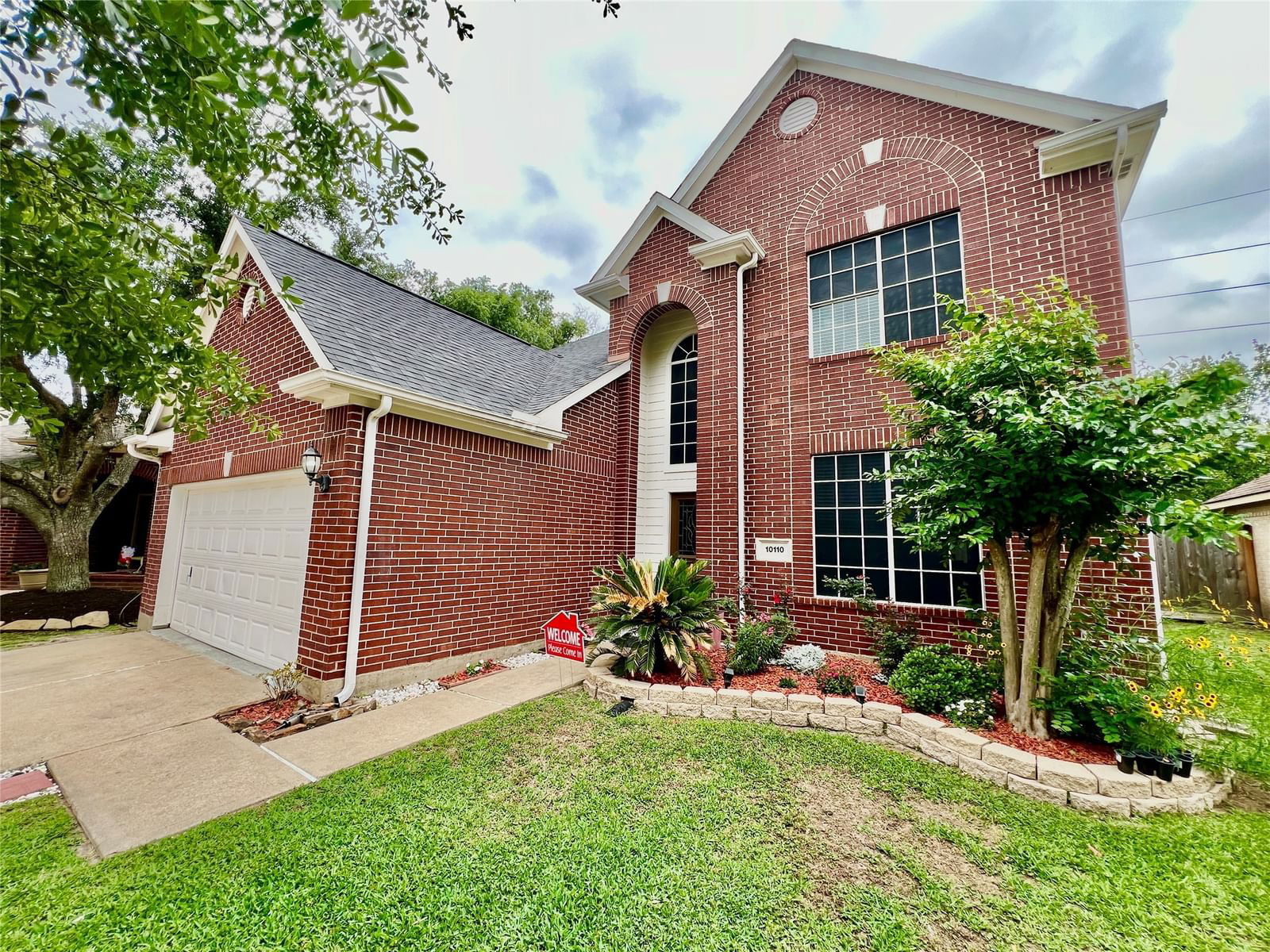 Real estate property located at 10110 Goldenglade, Harris, Willowlake Sec 02, Houston, TX, US