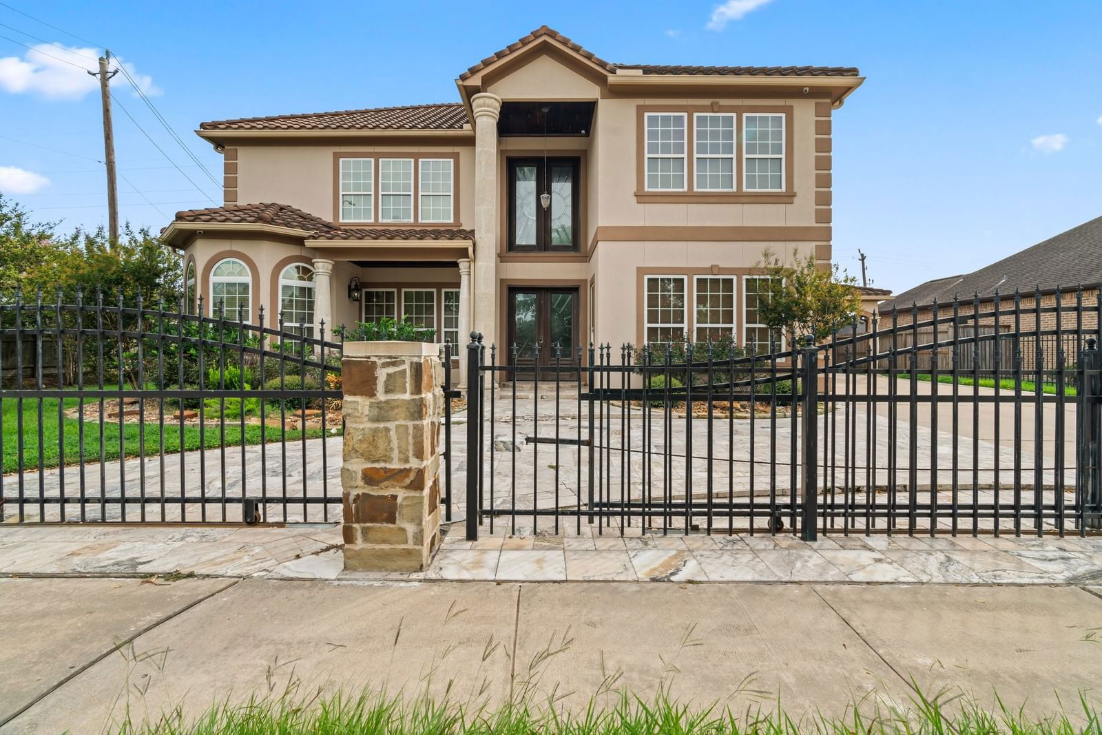 Real estate property located at 2609 Letrim, Harris, Green Tee Terrace Sec 07, Pearland, TX, US