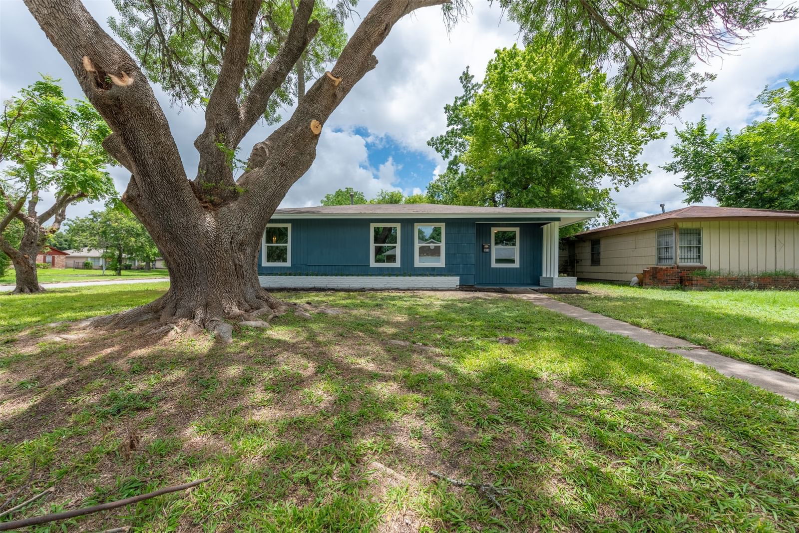 Real estate property located at 5638 Simsdale, Harris, Edgewood Terrace Sec 03, Houston, TX, US