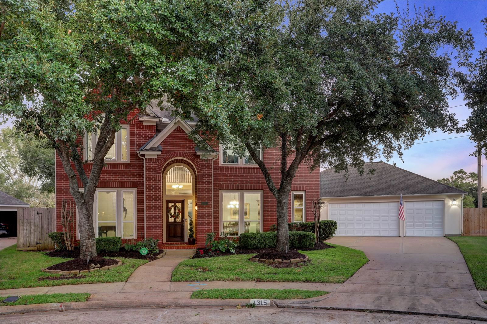 Real estate property located at 1315 Gray Hills, Fort Bend, New Territory, Sugar Land, TX, US