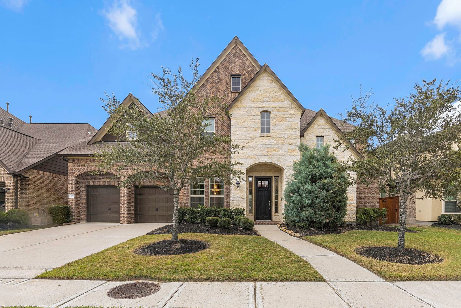 Real estate property located at 10610 Grace Hollow, Harris, Cypress, TX, US