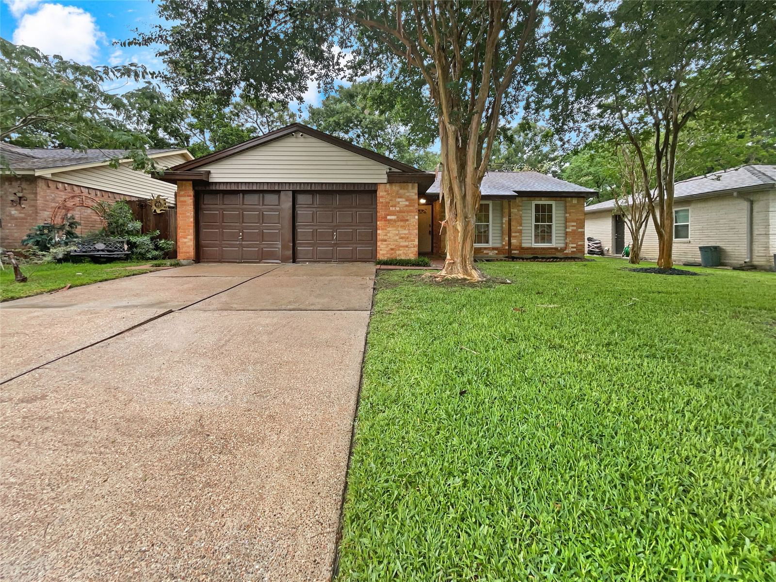 Real estate property located at 16715 Townes, Harris, Forest Bend Sec 02, Friendswood, TX, US