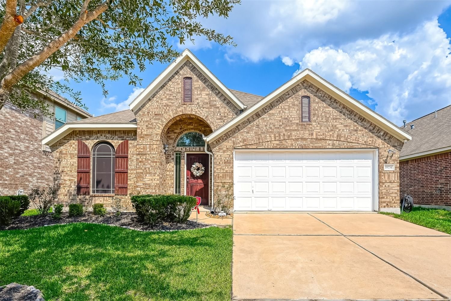 Real estate property located at 19734 Amber Village, Fort Bend, Richmond, TX, US