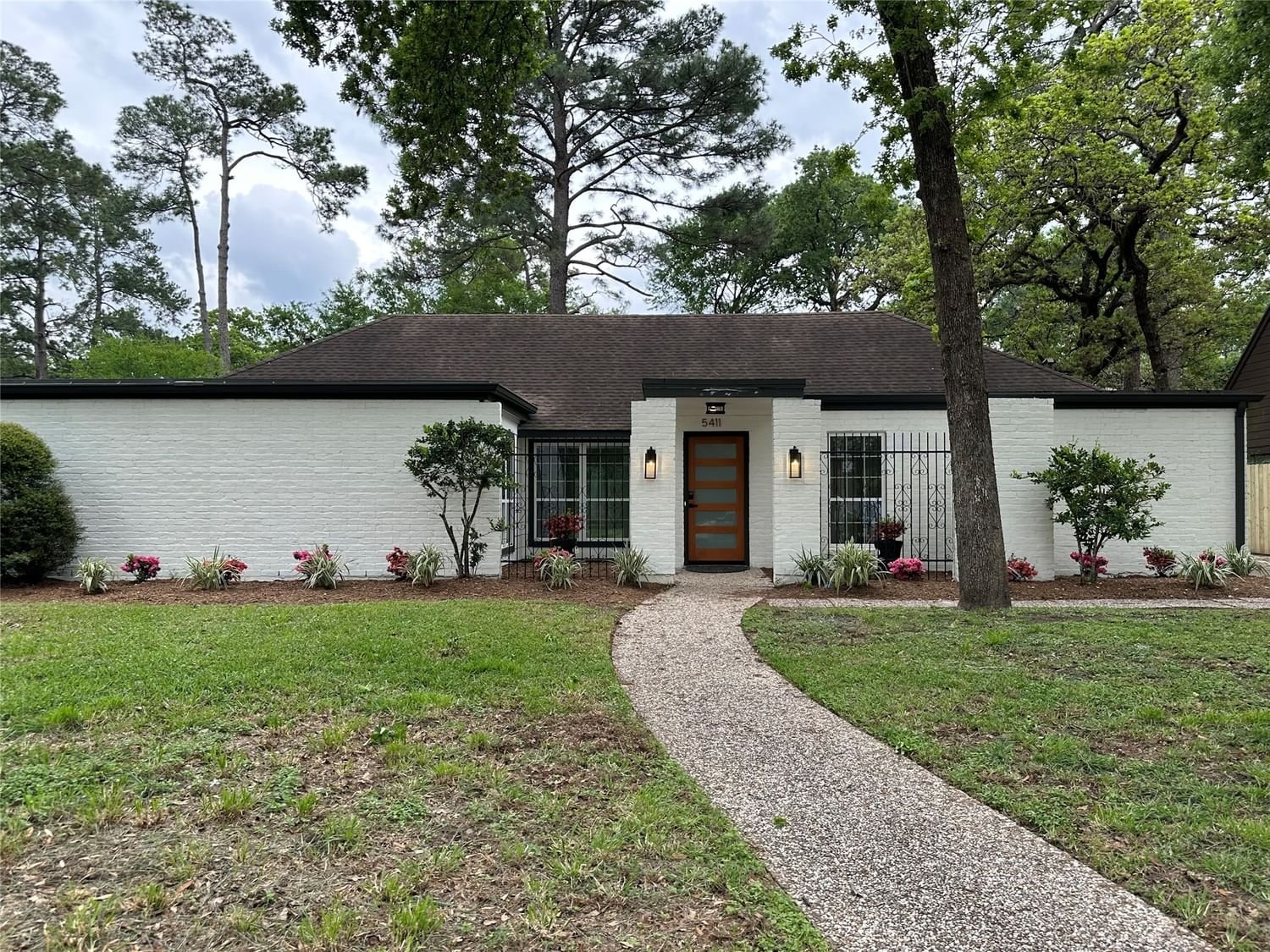 Real estate property located at 5411 Old Lodge, Harris, Greenwood Forest Sec 02, Houston, TX, US
