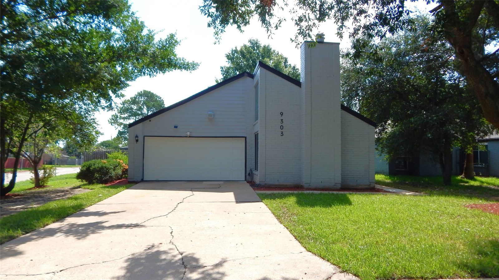 Real estate property located at 9303 Corner Oaks, Harris, Westwood South Patio Homes, Houston, TX, US