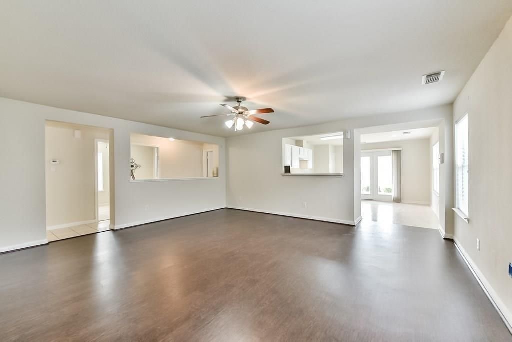 Real estate property located at 3315 Legends Landing, Montgomery, Legends Run 04, Spring, TX, US