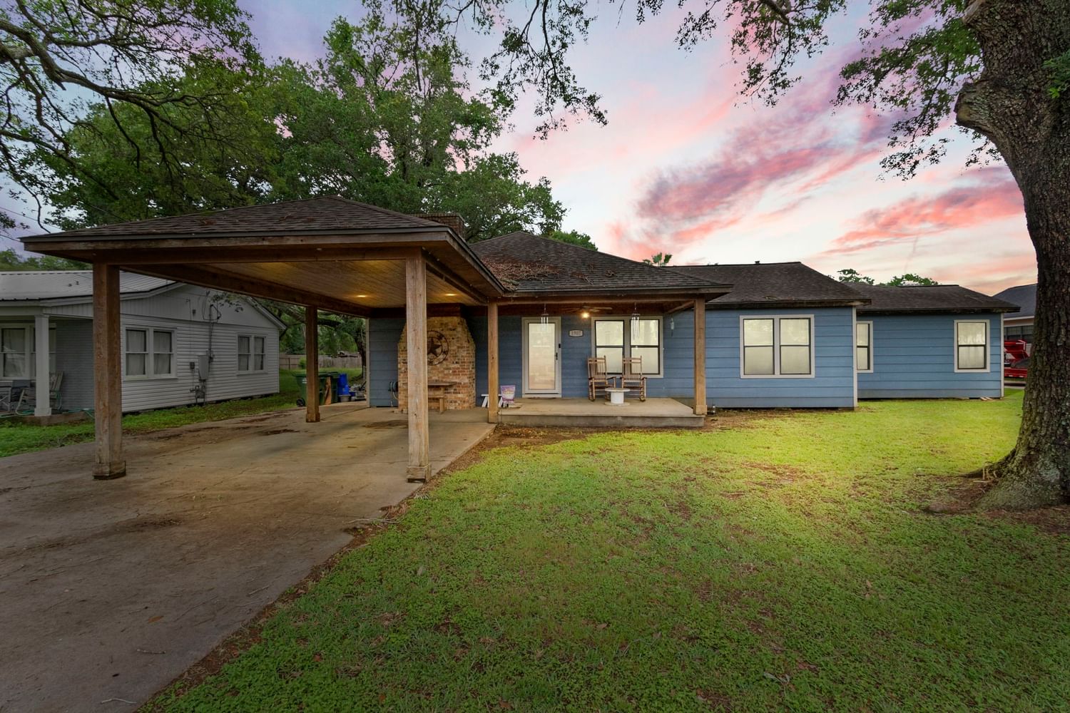 Real estate property located at 1907 Pine, Liberty, Rye Smith & Adams Tr, Liberty, TX, US