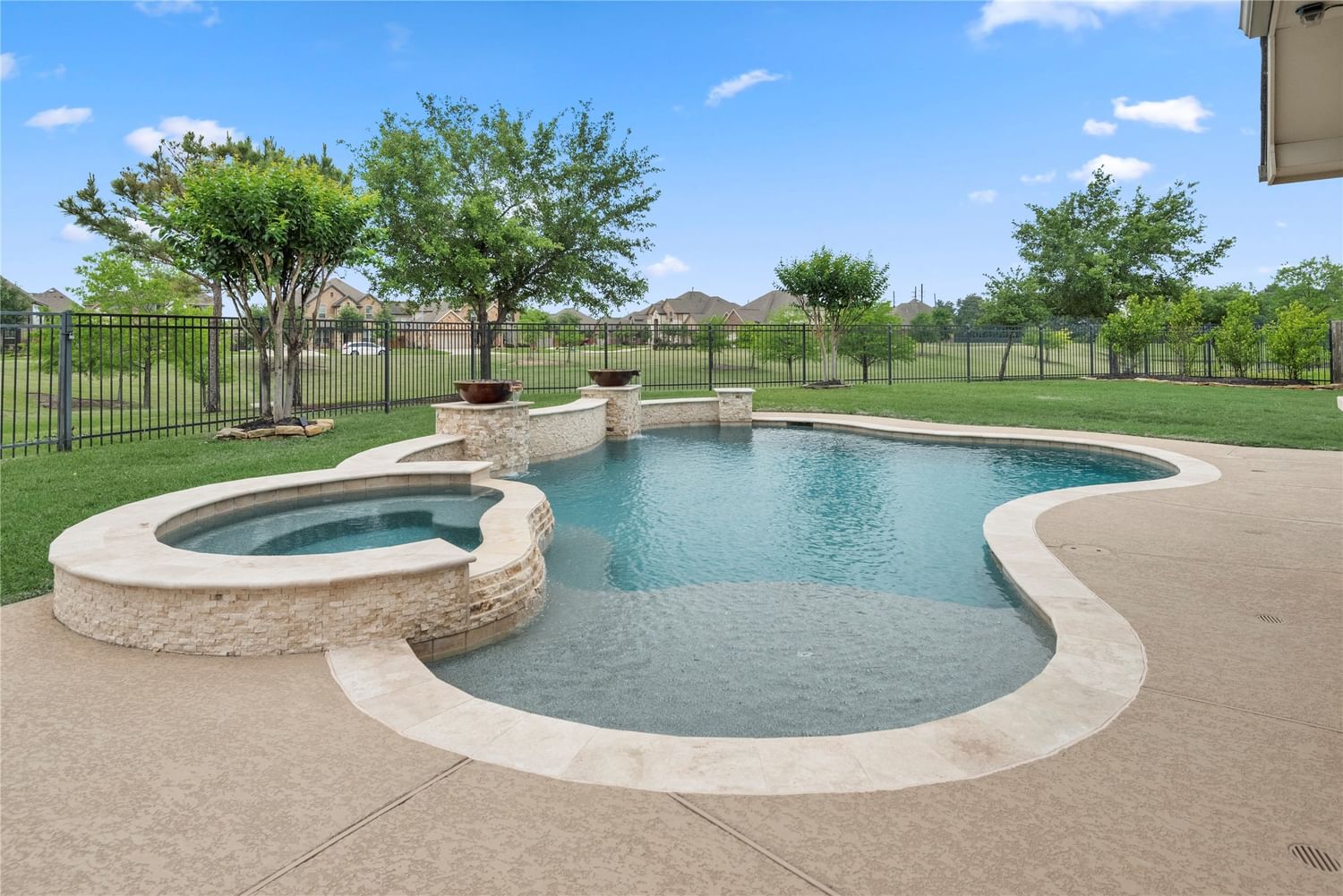 Real estate property located at 18206 Cameron Reach, Harris, Wildwood at Northpointe, Tomball, TX, US