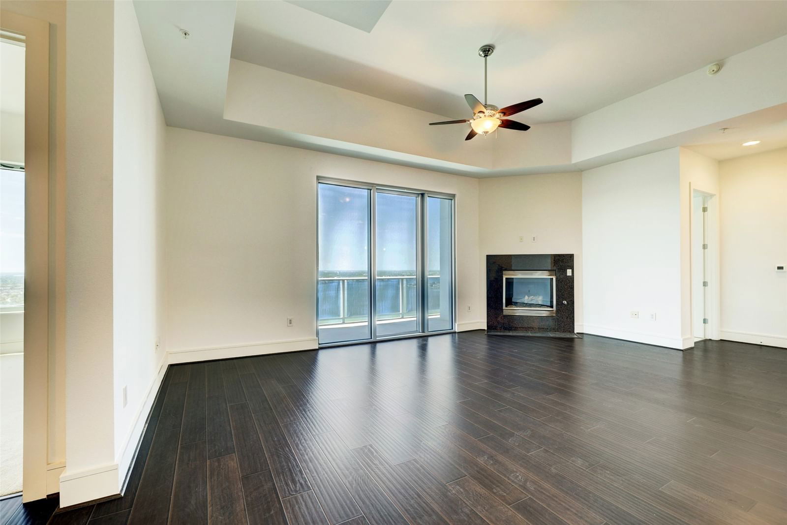 Real estate property located at 4821 Nasa Parkway 26S #26S, Harris, Endeavour Condo, Pasadena, TX, US