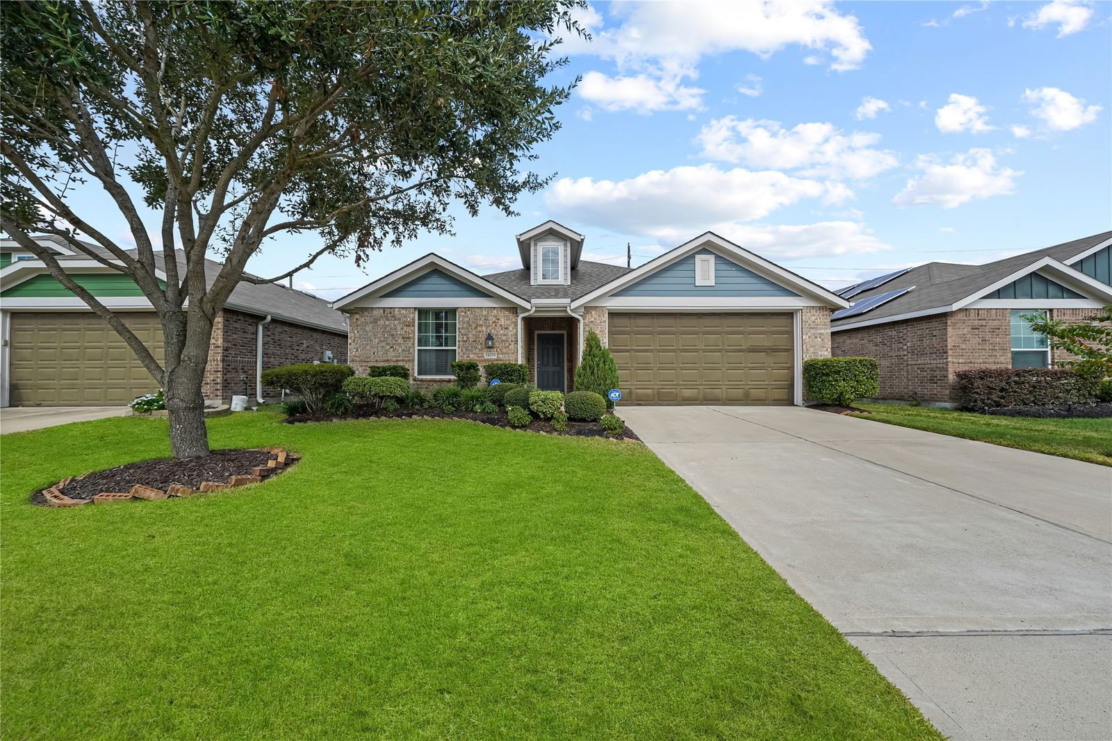 Real estate property located at 16330 Hillside Garden, Harris, Sommerall Park Sec 2, Houston, TX, US