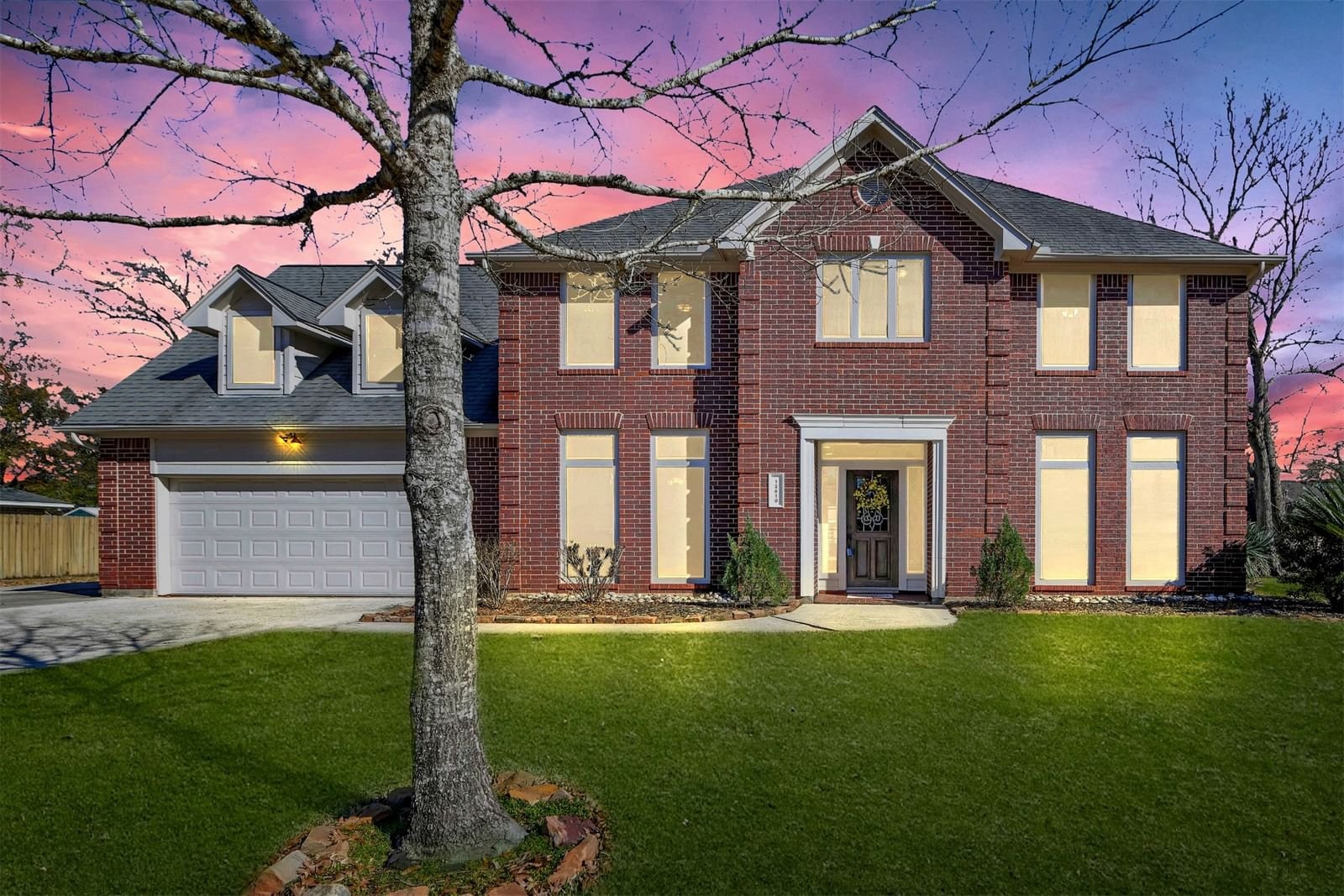 Real estate property located at 12810 Fisher, Chambers, Fishers Landing, Mont Belvieu, TX, US