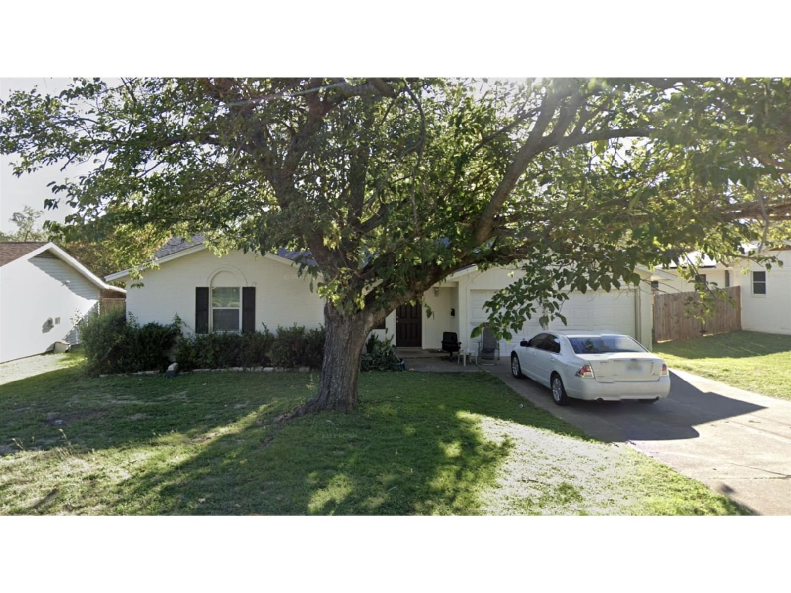 Real estate property located at 625 Newton, Johnson, Crestmoor Park, Burleson, TX, US