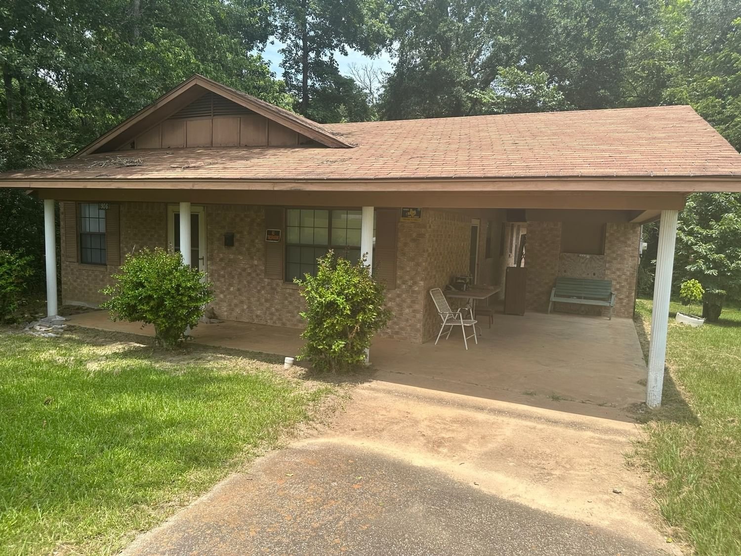 Real estate property located at 906 East Downs, Houston, NA, Crockett, TX, US
