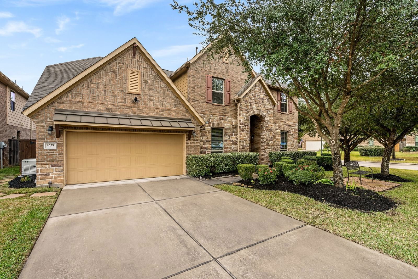 Real estate property located at 2539 Rosemere, Montgomery, Graystone Hills 11, Conroe, TX, US