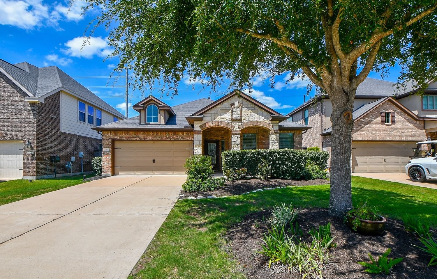 Real estate property located at 27306 Aspen Falls, Fort Bend, Cross Creek, Fulshear, TX, US
