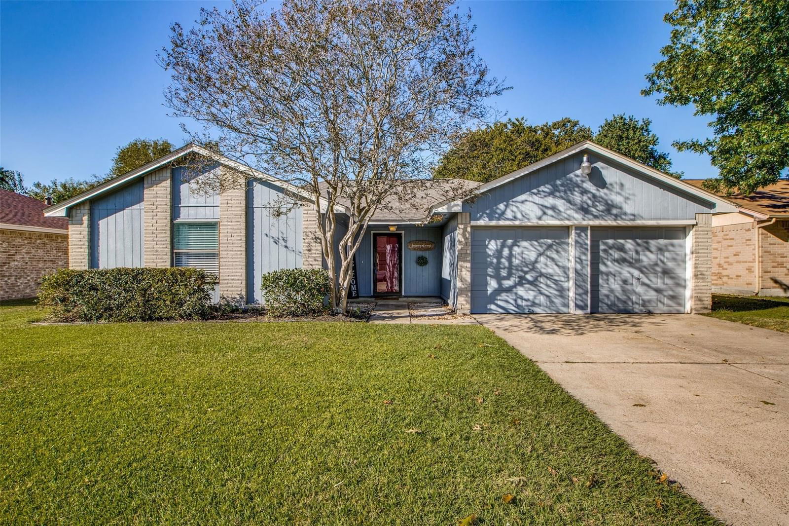 Real estate property located at 4215 Sequoia, Harris, Meadow Lake, Baytown, TX, US