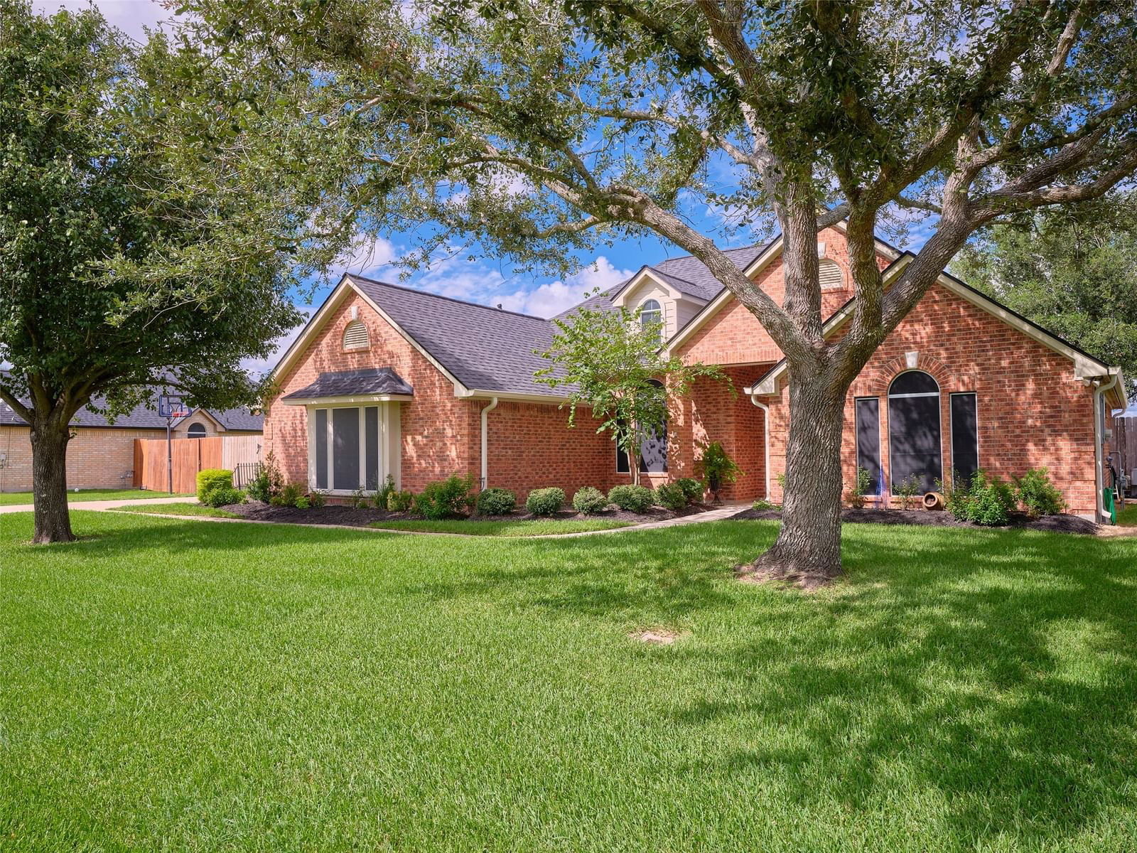 Real estate property located at 9511 Highland Pointe, Fort Bend, Highland Pointe Sec 1, Needville, TX, US