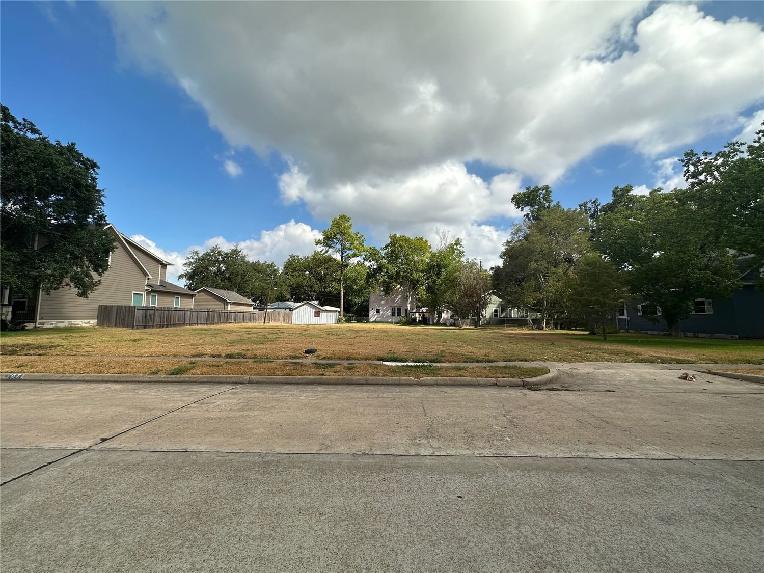 Real estate property located at 107 5th, Fort Bend, Sugar Land, TX, US