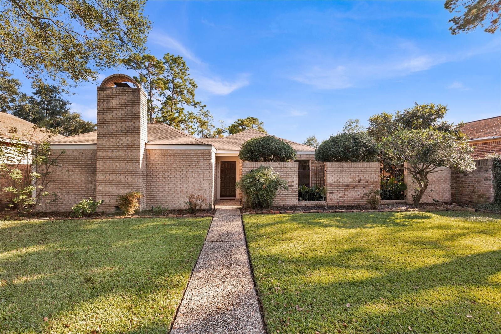 Real estate property located at 13906 Paradise Valley, Harris, Champions Way, Houston, TX, US