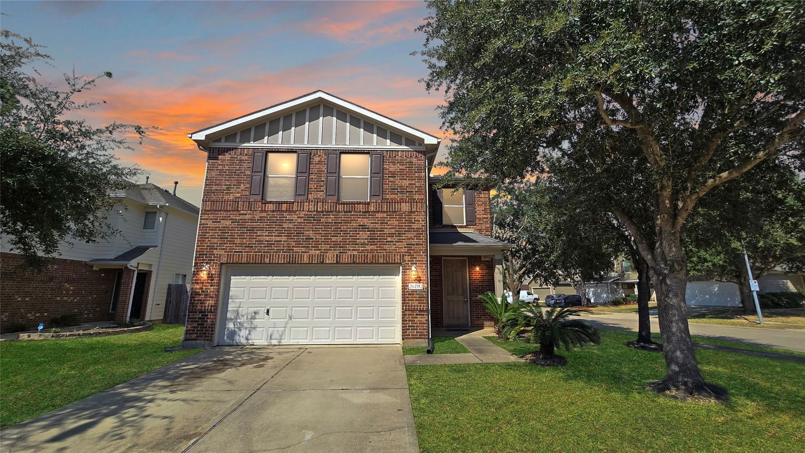 Real estate property located at 26102 Parkman Grove, Fort Bend, Villas At Westheimer Lakes Sec 1, Richmond, TX, US