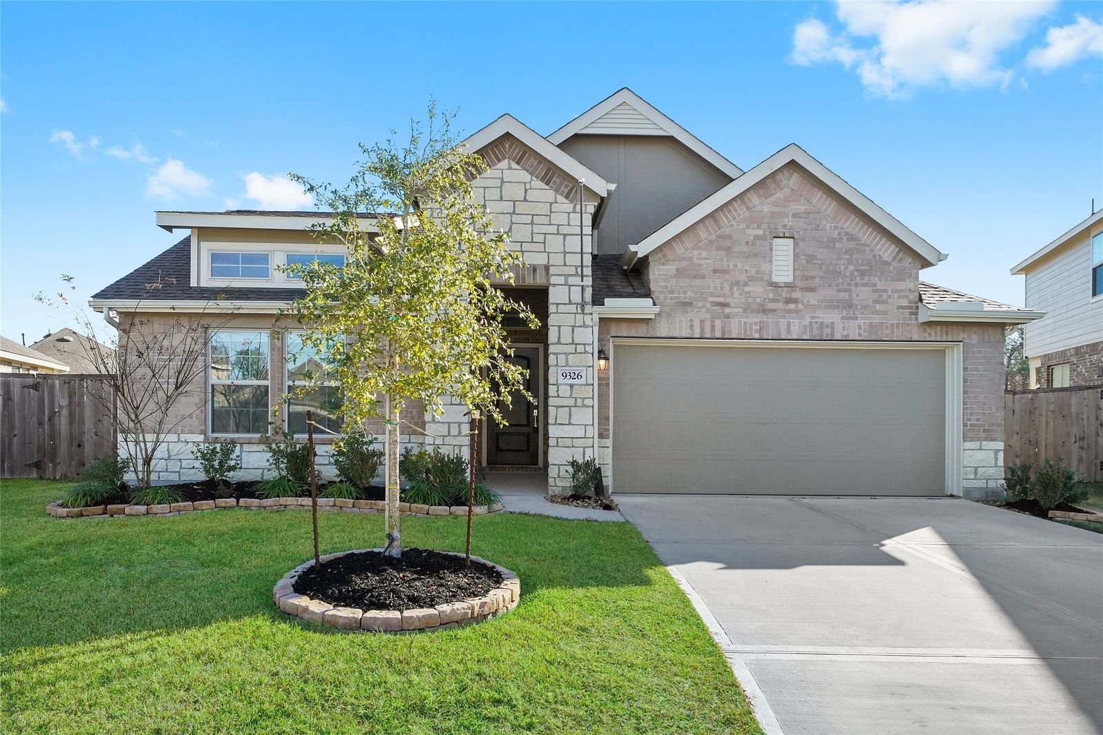 Real estate property located at 9326 Victoria Valley, Harris, Royal Brook at Kingwood, Houston, TX, US