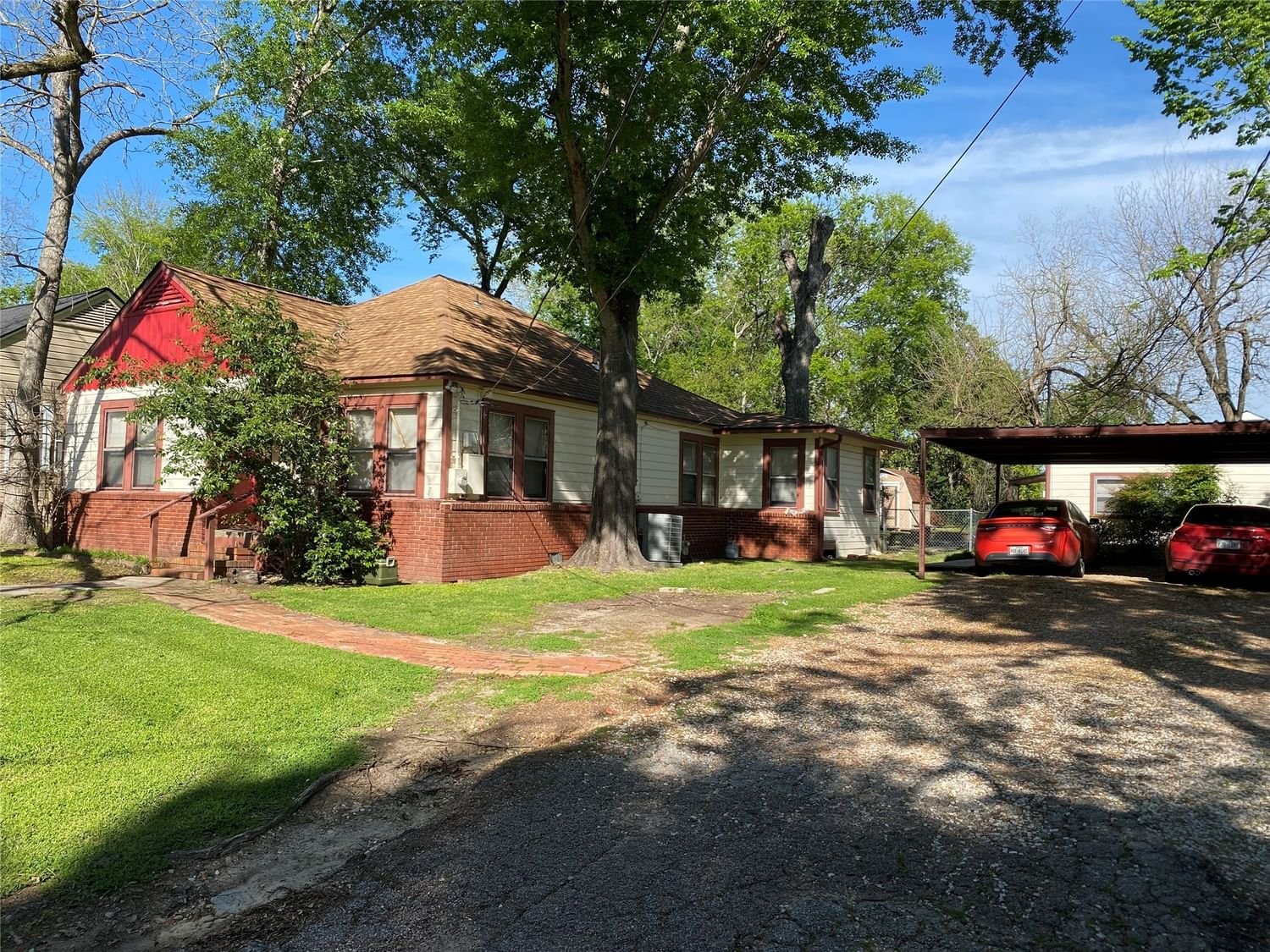 Real estate property located at 1715 Avenue P, Walker, Gibbs-Pritchett-- Abercrombie, Huntsville, TX, US