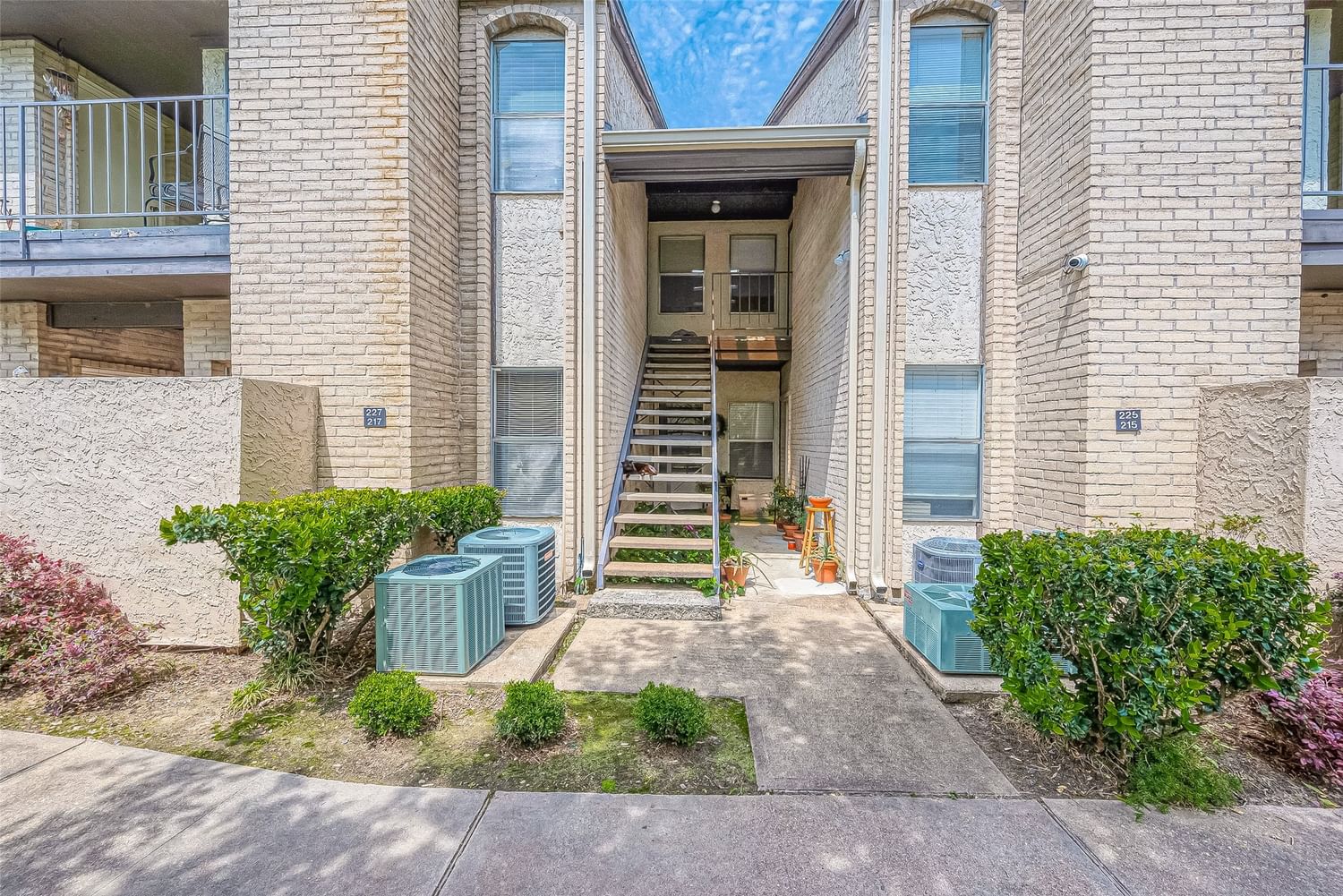 Real estate property located at 2021 Spenwick #217, Harris, Spring Point Condo Ph 01, Houston, TX, US