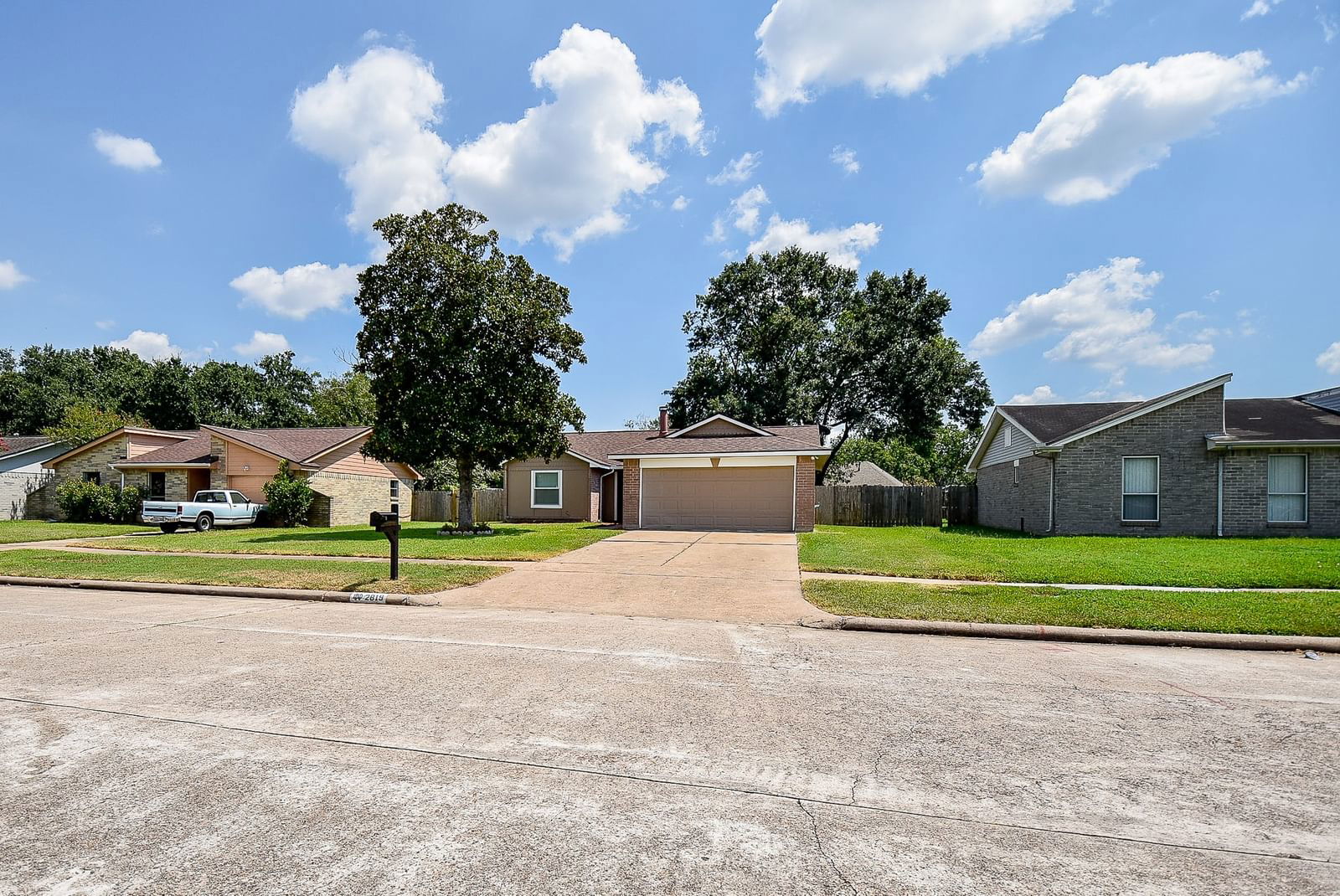 Real estate property located at 2819 Pheasant Creek, Fort Bend, Pheasant Creek Sec 1, Sugar Land, TX, US