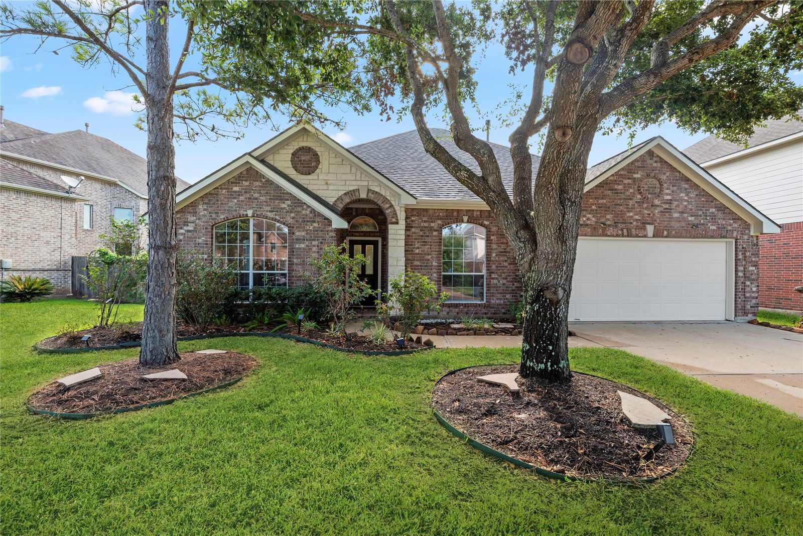 Real estate property located at 715 River Delta, Fort Bend, Rivers Mist Sec 1, Rosenberg, TX, US