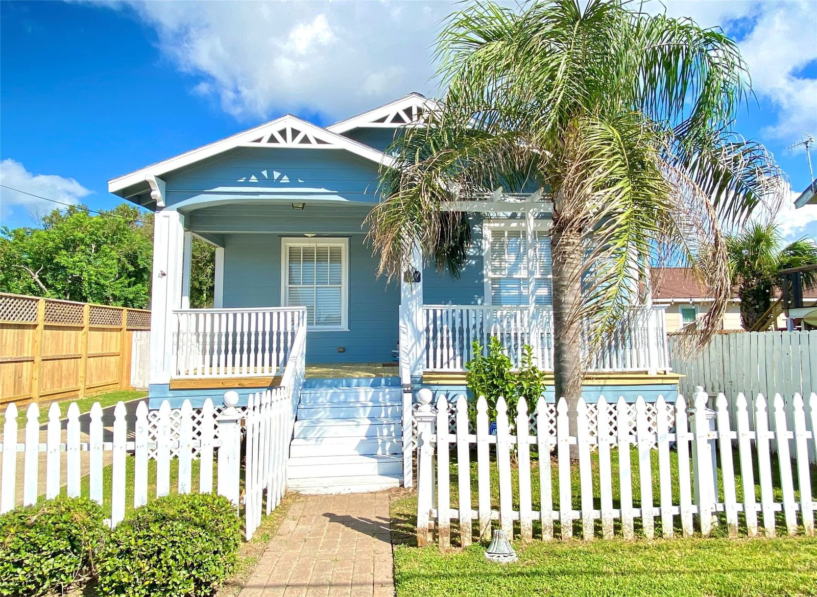 Real estate property located at 3800 Avenue S, Galveston, Ponomarev Sub 2009, Galveston, TX, US